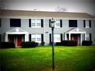 2500 Dauphinwood Dr, Mobile AL  36606-4846 exterior