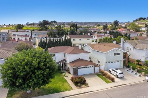 2422 Chapman St, Lomita CA  90717-2311 exterior