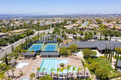 45035 Rutherford St, Temecula CA  92592-5529 exterior