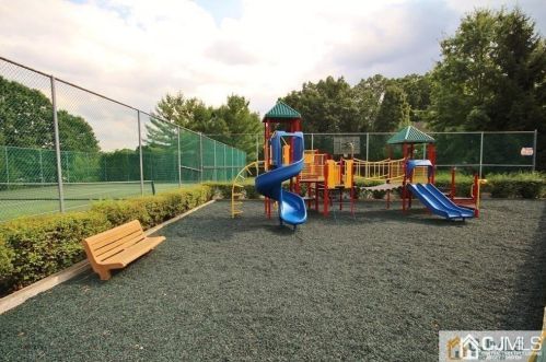 1805 Cypress Ln, East Brunswick NJ  08816-5269 exterior