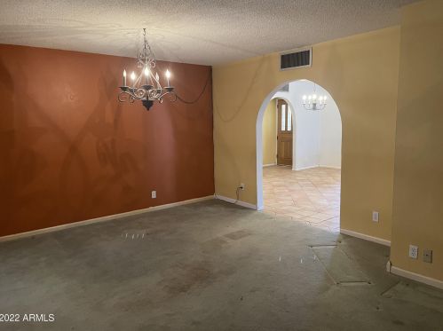 6131 36 Dr, Phoenix AZ 85029-2106 exterior