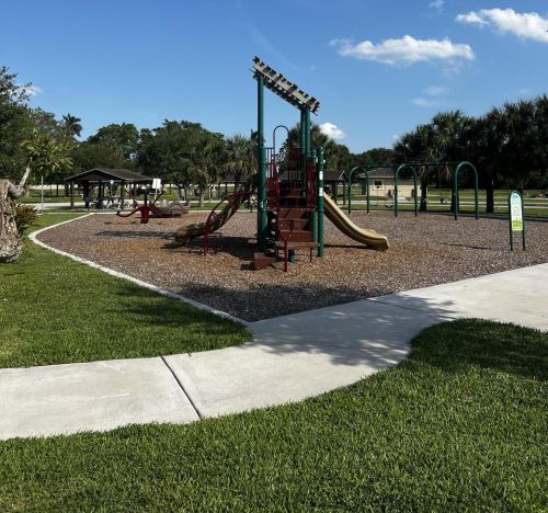 2997 Lakeside Cir, Pahokee FL  exterior