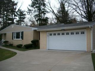 4602 Dorchester Dr, Erie PA  16509-2595 exterior