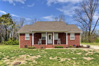 314 Walnut St, Madisonville, TN 37354-2107