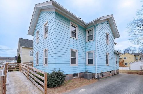 12 New St, Ansonia, CT 06401-1908