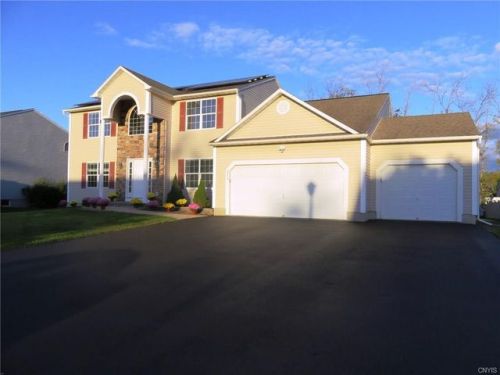 8340 Moyer Carriage, Cicero, NY 13039-8691