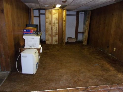 6387 Lowell Dr, Verona PA  15147-3515 exterior