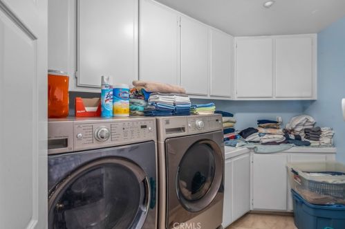 1371 Kirkmichael Cir, Riverside CA  92507-8426 exterior