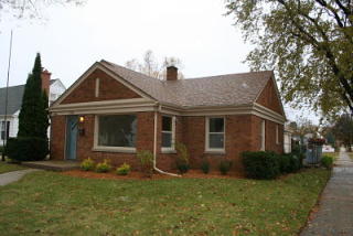1200 Kingston Ave, Racine, WI 53402-3938