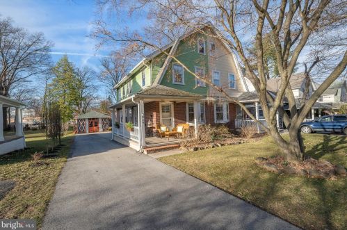 219 Lenoir Ave, Wayne, PA 19087-3908