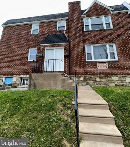 915 Godfrey Ave, Philadelphia, PA 19124-1727