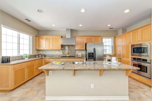 2773 Maricopa St, Torrance, CA 90503-5145