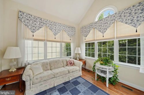 5433 Rodriquez Ln, Haymarket VA  20169-6100 exterior