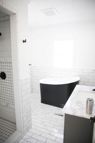 1002 Crawford Ave, Connellsville PA  15425-2428 exterior