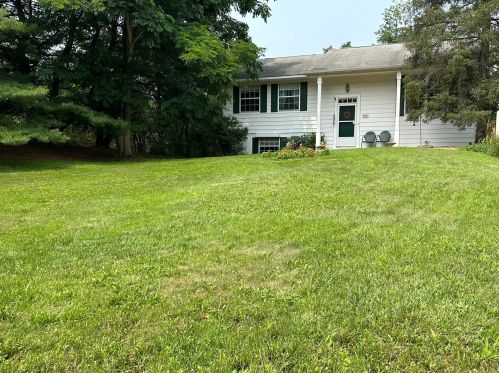 565 Van Wagner Rd, Poughkeepsie NY  12603-1136 exterior