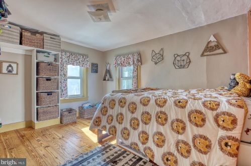 7455 Hillside Dr, Spring Grove PA  17362-8555 exterior