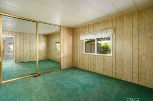 1325 Medallion St, Redlands CA  92374-2666 exterior