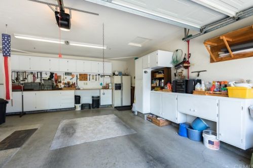 2050 Springfield Dr, Chico CA 95928-6371 exterior