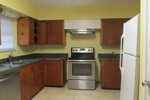 2825 Mckinney St, Denton TX  76209-6423 exterior