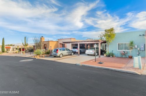 2827 Calle Mancha, Green Valley, AZ 85622-8237