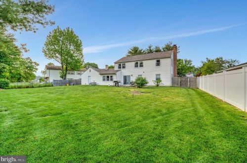 63 Trebing Ln, Willingboro NJ  08046-3615 exterior