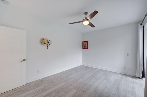 7865 19 Ct, Hollywood FL  33024-0923 exterior