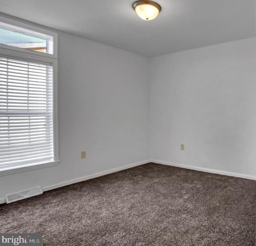 5 Laurie Dr, Lees Cross Roads PA  17257-8150 exterior