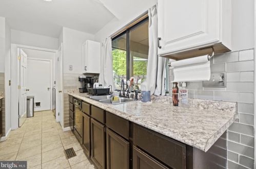 4303 Lakeview Pkwy, Locust Grove VA  22508-5515 exterior