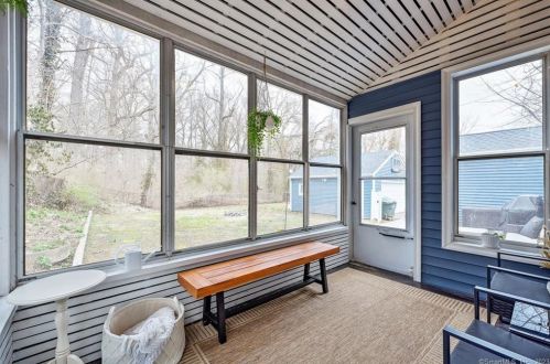 141 Cedarhurst Ln, Milford CT  06461-2721 exterior