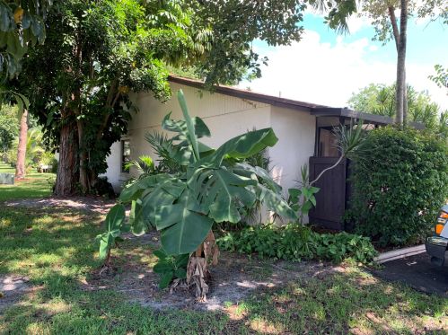 86 Conaskonk Cir, West Palm Beach, FL 33411-8219