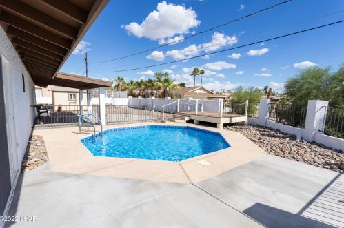 2570 Caribbean Dr, Lake Havasu City AZ  86406-6940 exterior
