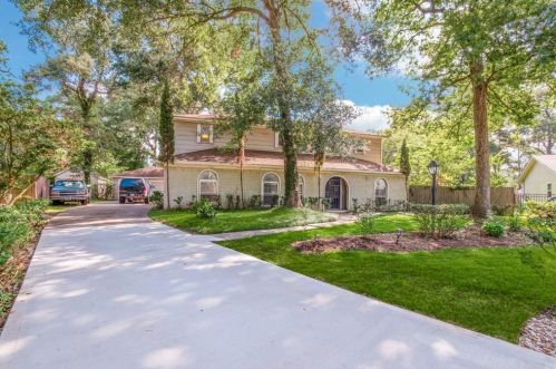617 Mosswood Dr, Conroe TX  77302-1170 exterior