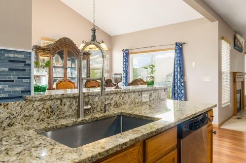 376 Enos Loomis St, Pataskala OH  43062-8160 exterior