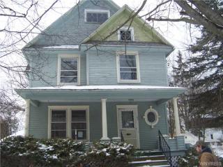43 Garland St, Lyndonville, NY 14098-9667