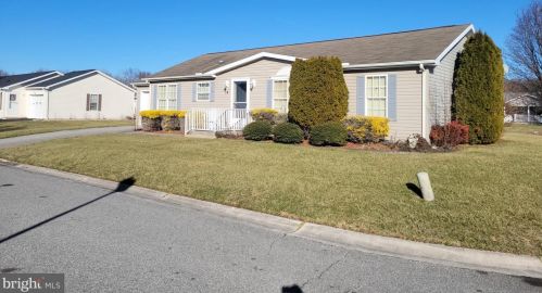 14 Sutton Dr, Dover, DE 19901-1356