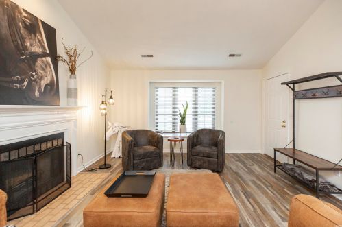 2713 Northwood Dr, Mishawaka IN  46545-3301 exterior