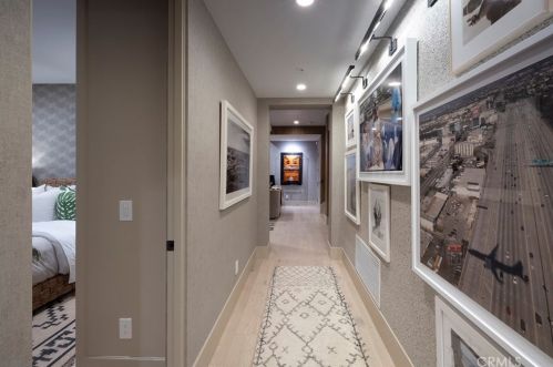 12 Tidal Surf, Newport Beach CA  92657-1905 exterior