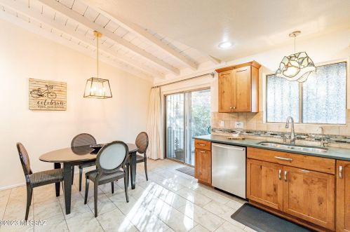 168 Randolph Way, Tucson AZ  85716-5831 exterior