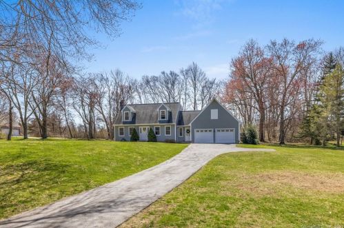35 Brookside Dr, Colchester, CT 06420-3524