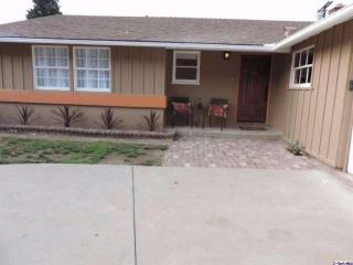 3206 Rimhill Rd, Glendale, CA 91214-1219