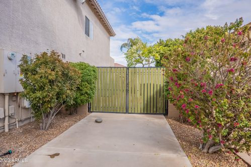 1370 San Carlos Way, Chandler, AZ 85249-4718