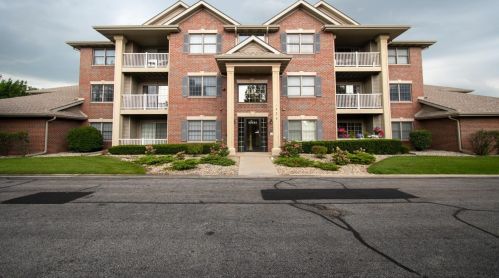 10434 White Oak Ln, Hammond IN  46321-6809 exterior