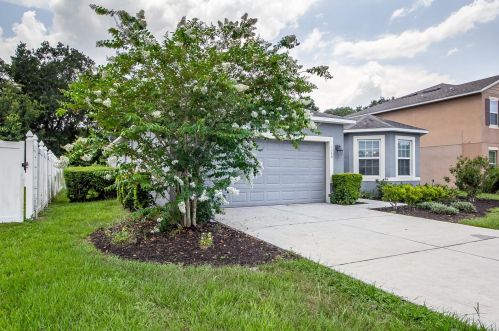1156 Brenton Manor Dr, Winter Haven FL  33881-2814 exterior