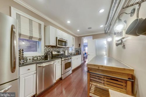 1826 18th St, Washington DC 20009-1707 exterior