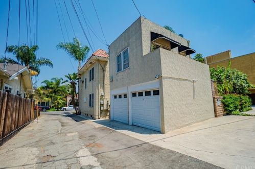 229 Euclid Ave, Long Beach CA  90815-2518 exterior