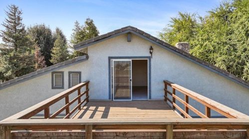 1812 Golf Rd, Turlock CA  95380-9746 exterior