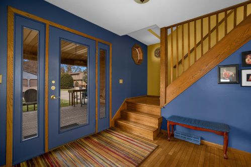 331 28th St, La Crosse, WI 54601-5117