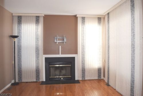 97 Crown Point Rd, Parsippany NJ  07054-3414 exterior