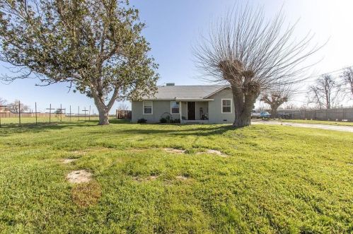 7866 Winton Way, Winton, CA 95388-9501