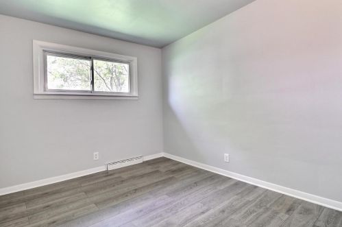 1708 Beulah Vista Blvd, Valpo IN  46383-3002 exterior